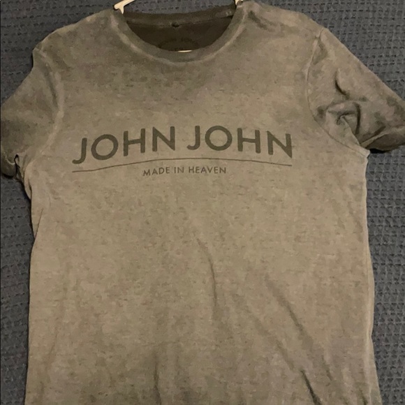 John John t-shirt - Picture 1 of 2